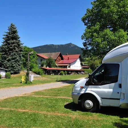 Camping- U. Wohnmobilstellplatz Camping Lam